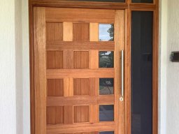 contemporary-pivot-door-and-sidelight-entries-82
