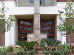 contemporary-pivot-door-entries-33