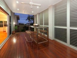 plantation-shutters-10